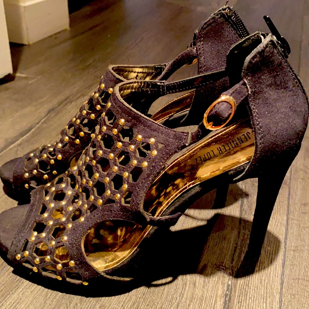 Sandals used one time